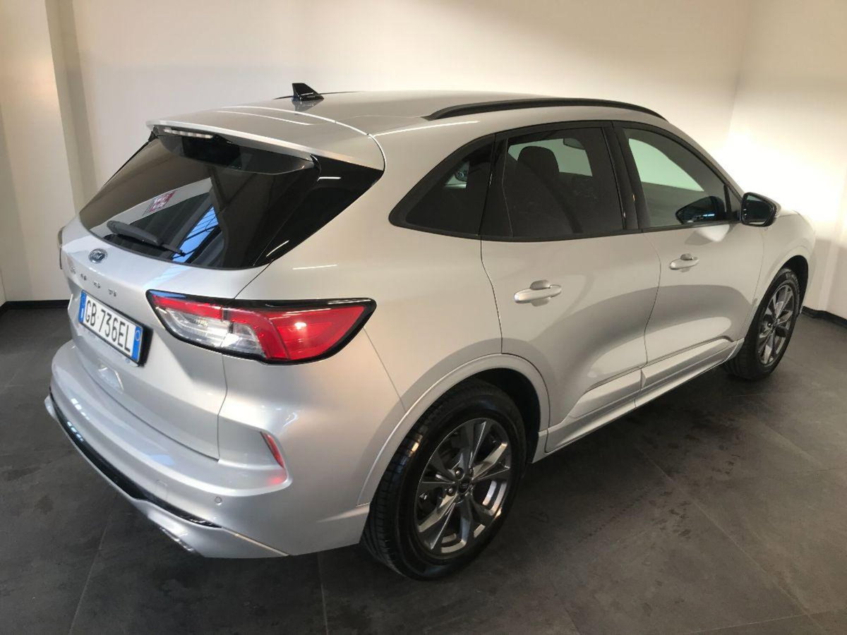 Ford Kuga 1.5 EcoBlue 120 CV aut. 2WD ST-Line X Design (4)