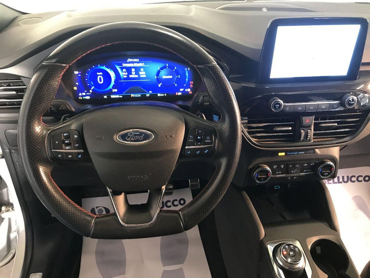 Ford Kuga 1.5 EcoBlue 120 CV aut. 2WD ST-Line X Design (7)