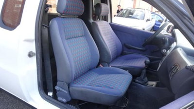 Fiat Strada 1.9 JTD Pick-up (17)