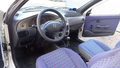 Fiat Strada 1.9 JTD Pick-up (18)