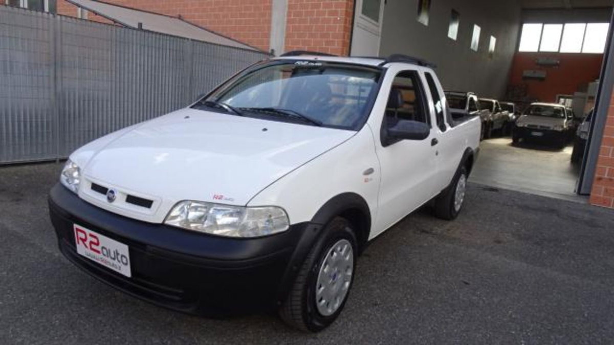Fiat Strada 1.9 diesel Pick-up (2)