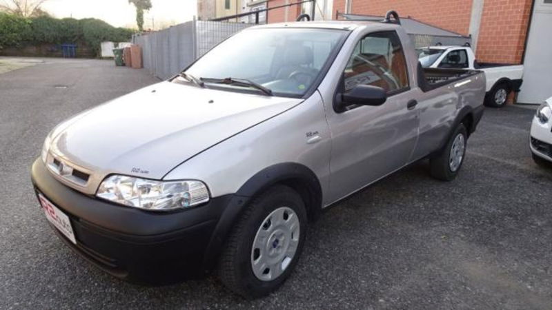 Fiat Strada 1.9 JTD Pick-up