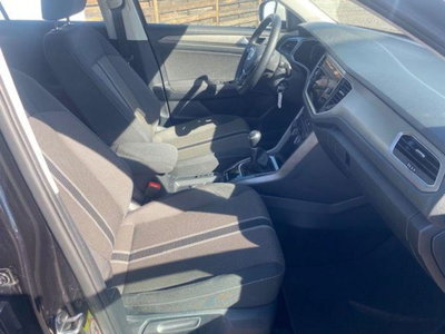 Volkswagen T-Roc 1.0 tsi Style 115cv (10)