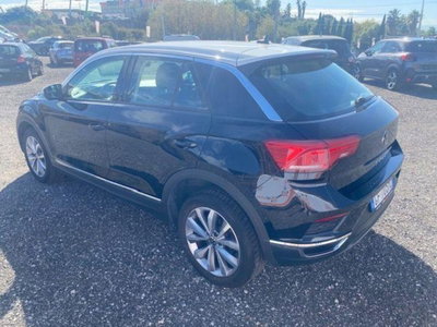 Volkswagen T-Roc 1.0 tsi Style 115cv (6)