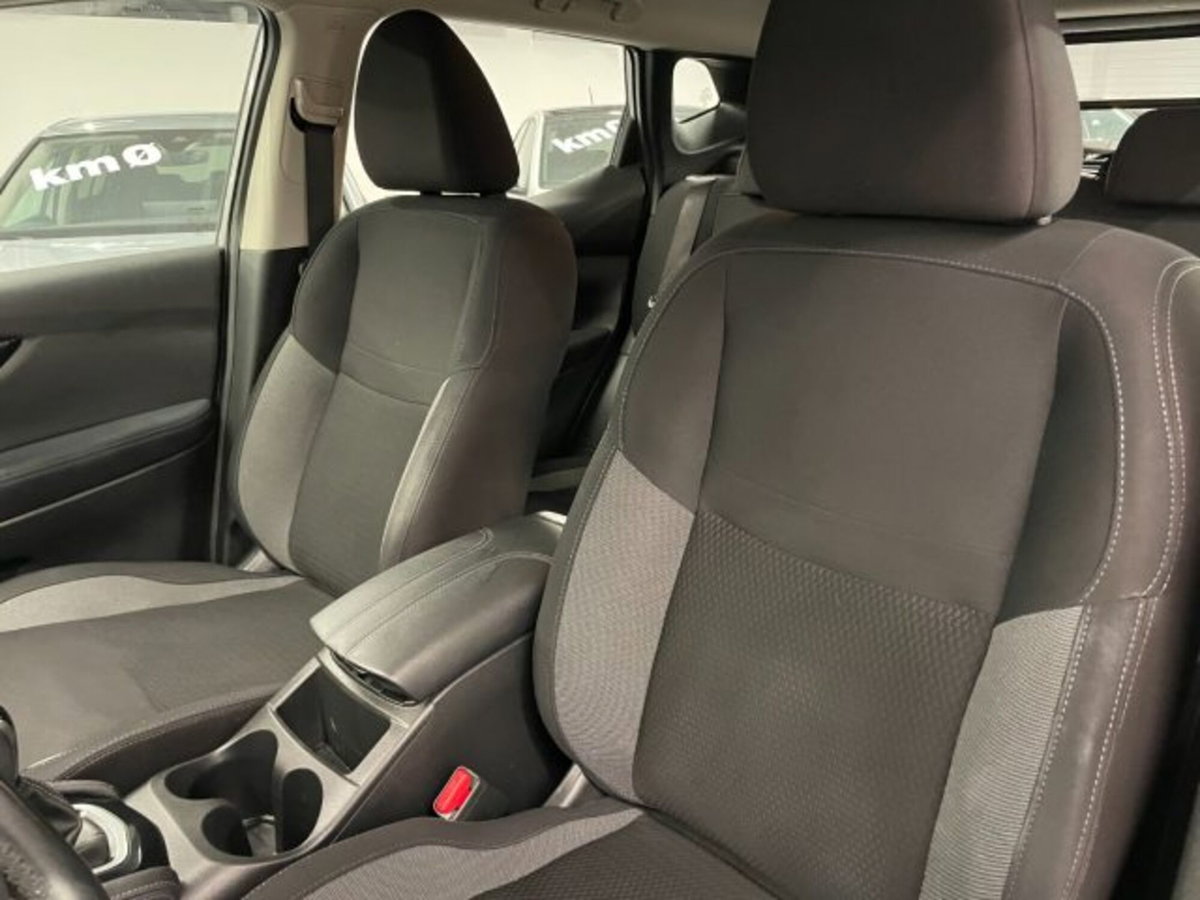 Nissan Qashqai 1.5 dCi 115 CV DCT Business (15)