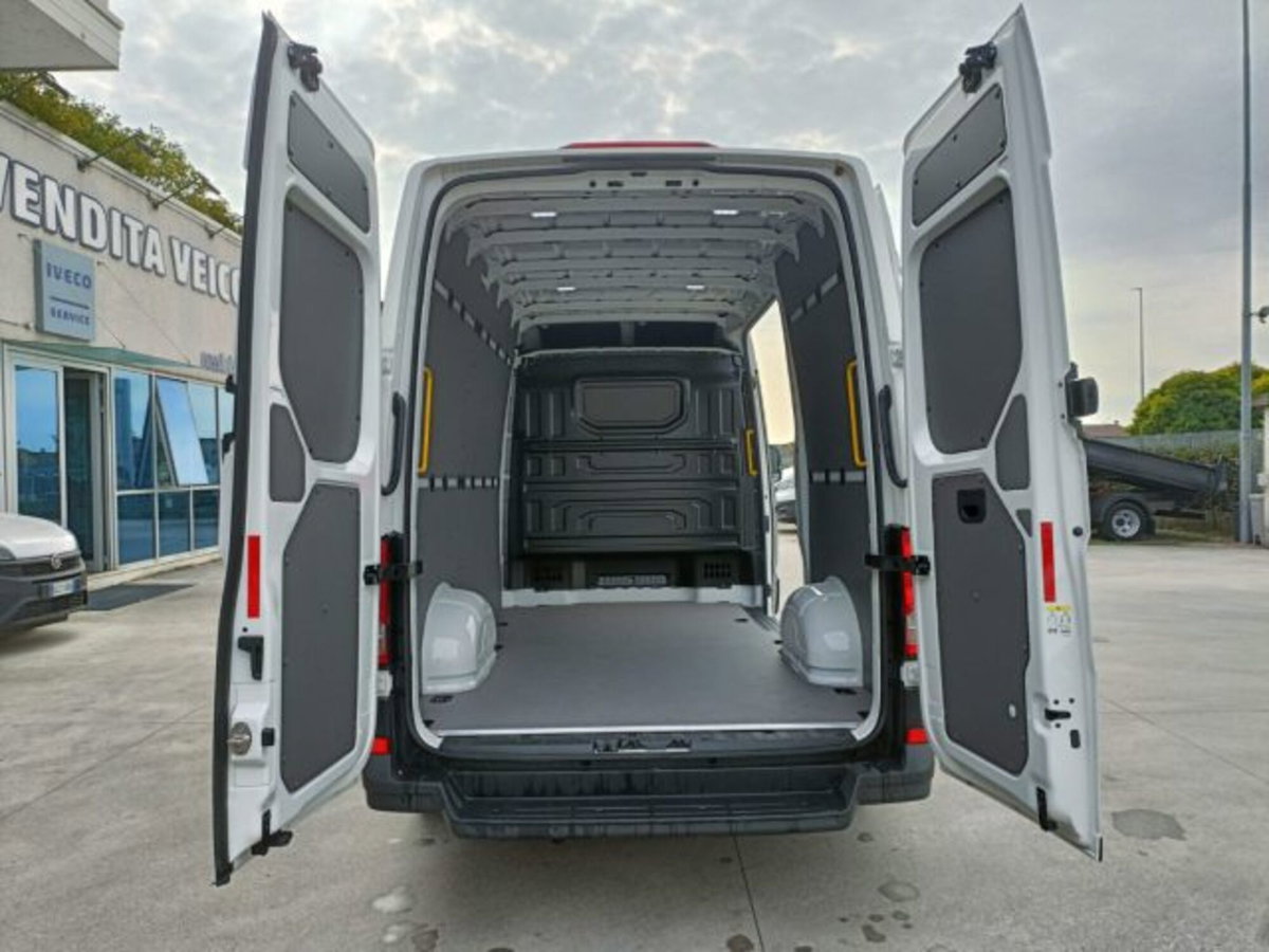 Man TGE Furgone TGE 3.140 2.0 TDI 140CV RWD PM-TM Furgone (8)
