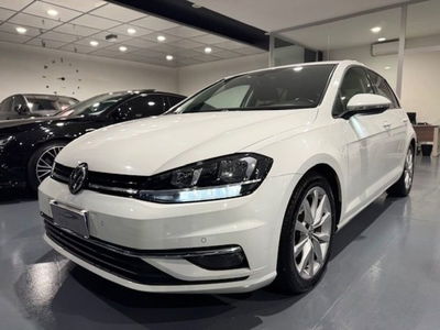 Volkswagen Golf 2.0 TDI 5p. Highline BlueMotion Technology usata