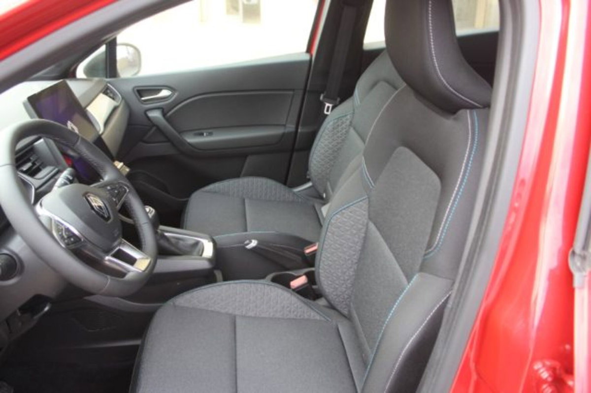 Renault Captur TCe 90 CV Techno (11)