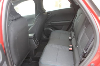 Renault Captur TCe 90 CV Techno (9)