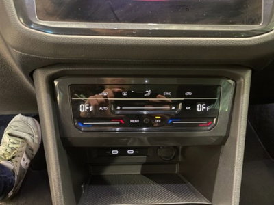 Volkswagen Tiguan 2.0 TDI 150 CV SCR DSG 4MOTION Life (12)
