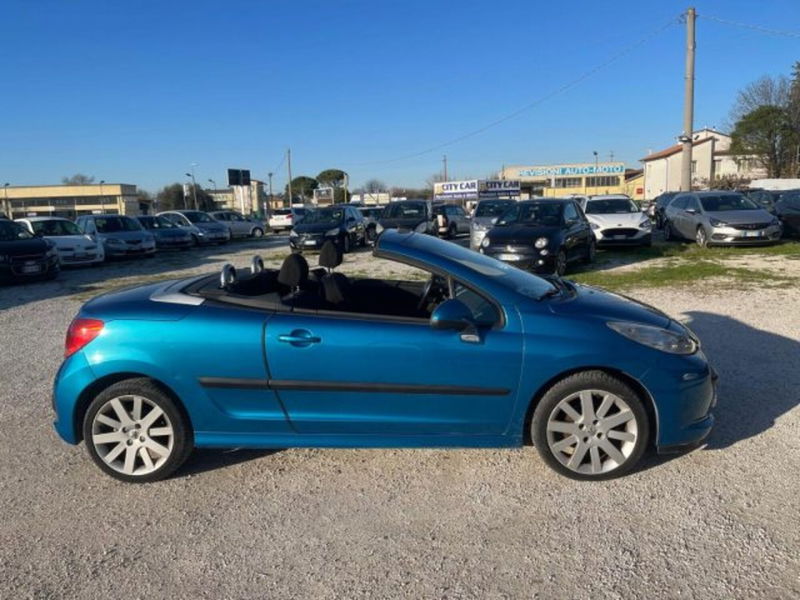 Peugeot 207 Cabrio HDi 110CV CC Féline