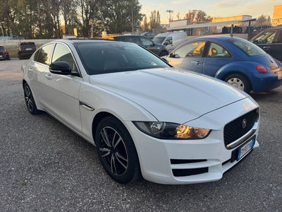 Jaguar XE 2.0 D 180 CV aut. Pure usata