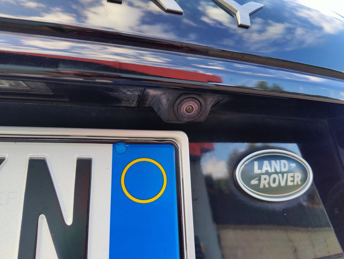 Land Rover Discovery Sport 2.0 TD4 150 CV HSE Luxury (16)