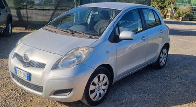 Toyota Yaris 1.0 5 porte Sol usata