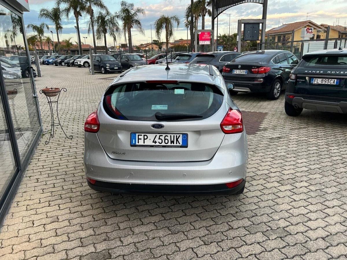 Ford Focus 1.5 TDCi 120 CV Start&Stop Titanium (10)