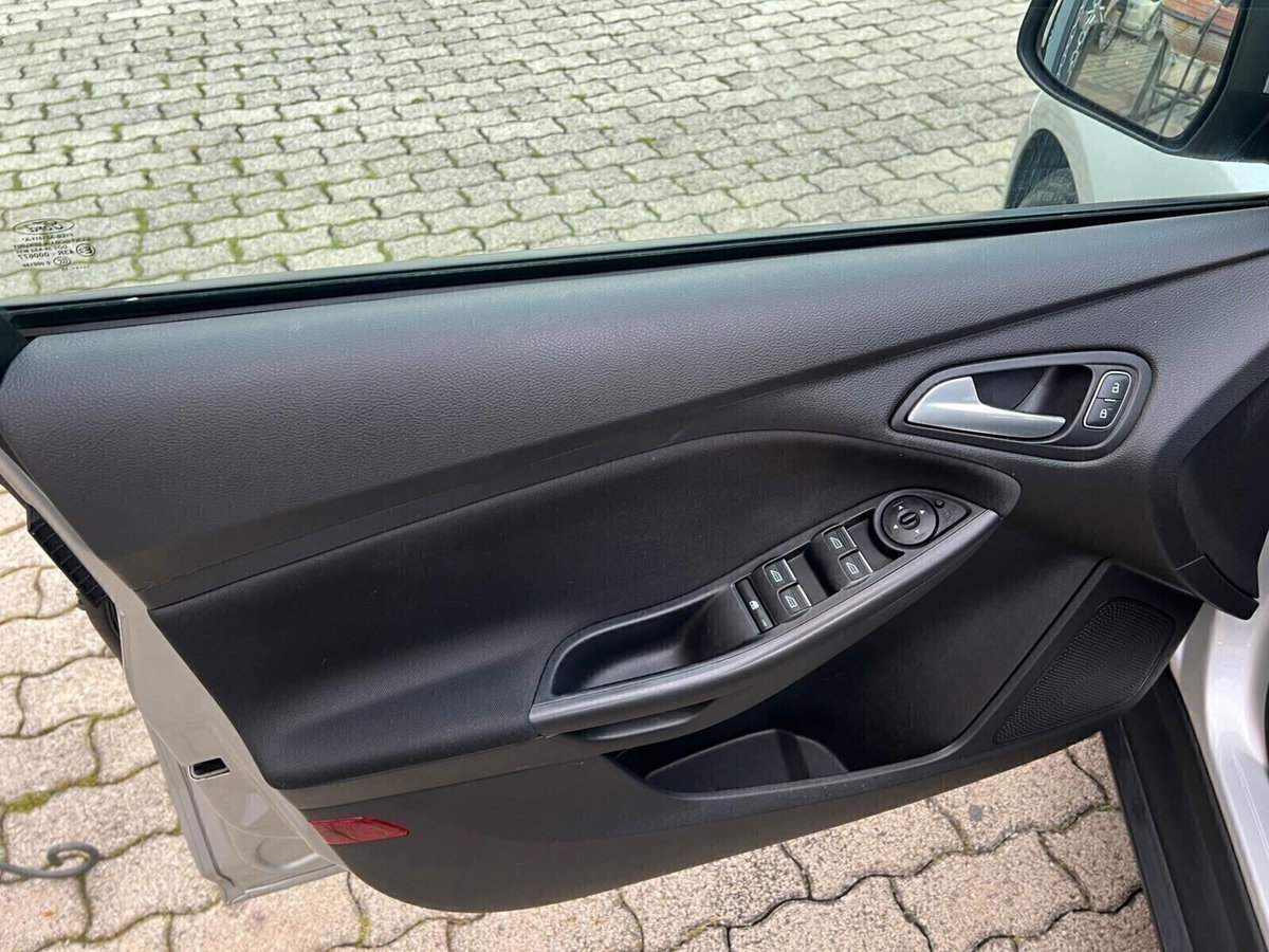 Ford Focus 1.5 TDCi 120 CV Start&Stop Titanium (7)