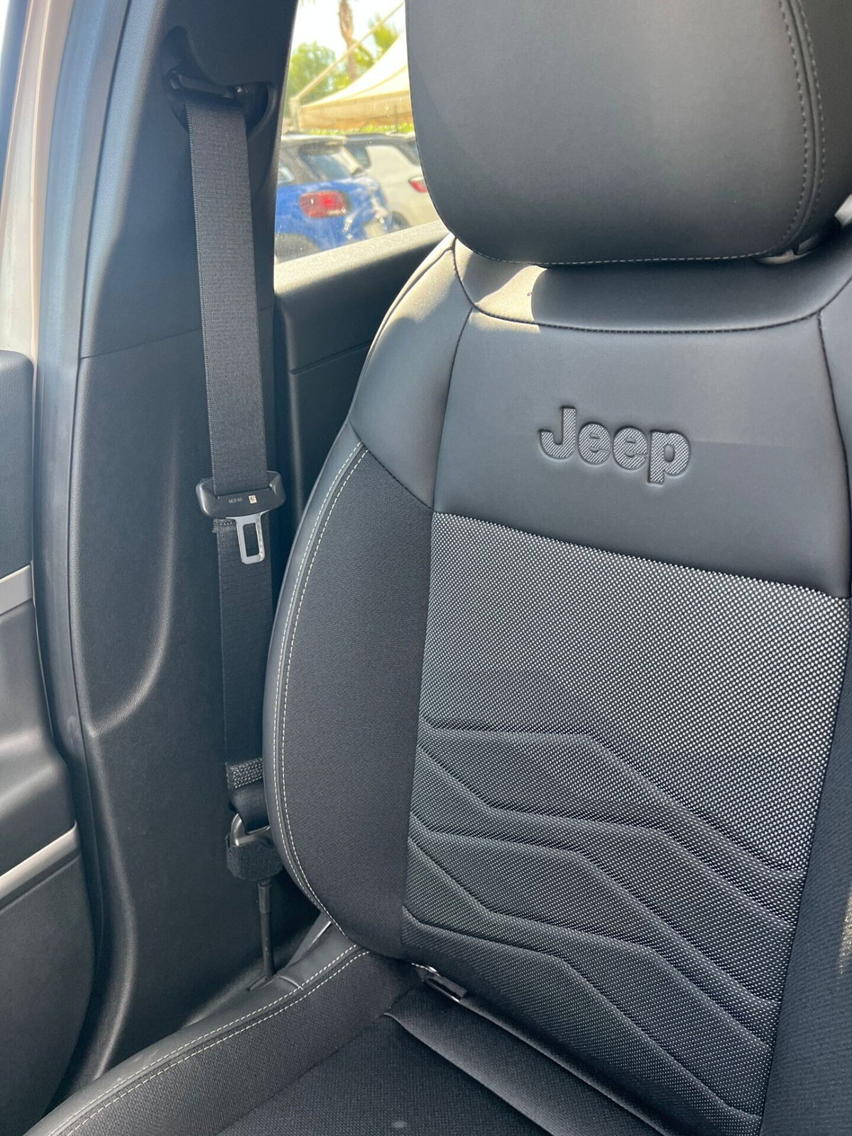 Jeep Avenger 1.2 turbo Summit fwd 100cv (16)