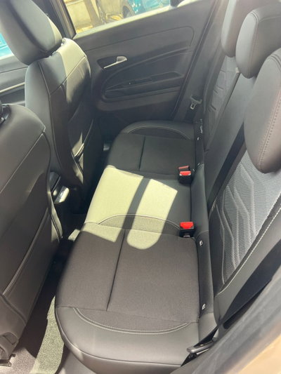 Jeep Avenger 1.2 turbo Summit fwd 100cv (17)