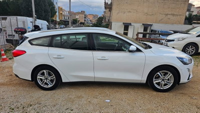 Ford Focus 1.5 EcoBlue 120 CV automatico 5p. Business Co-Pilot (4)