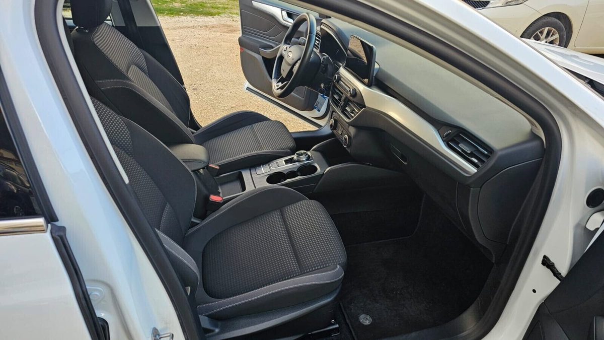 Ford Focus 1.5 EcoBlue 120 CV automatico 5p. Business Co-Pilot (7)