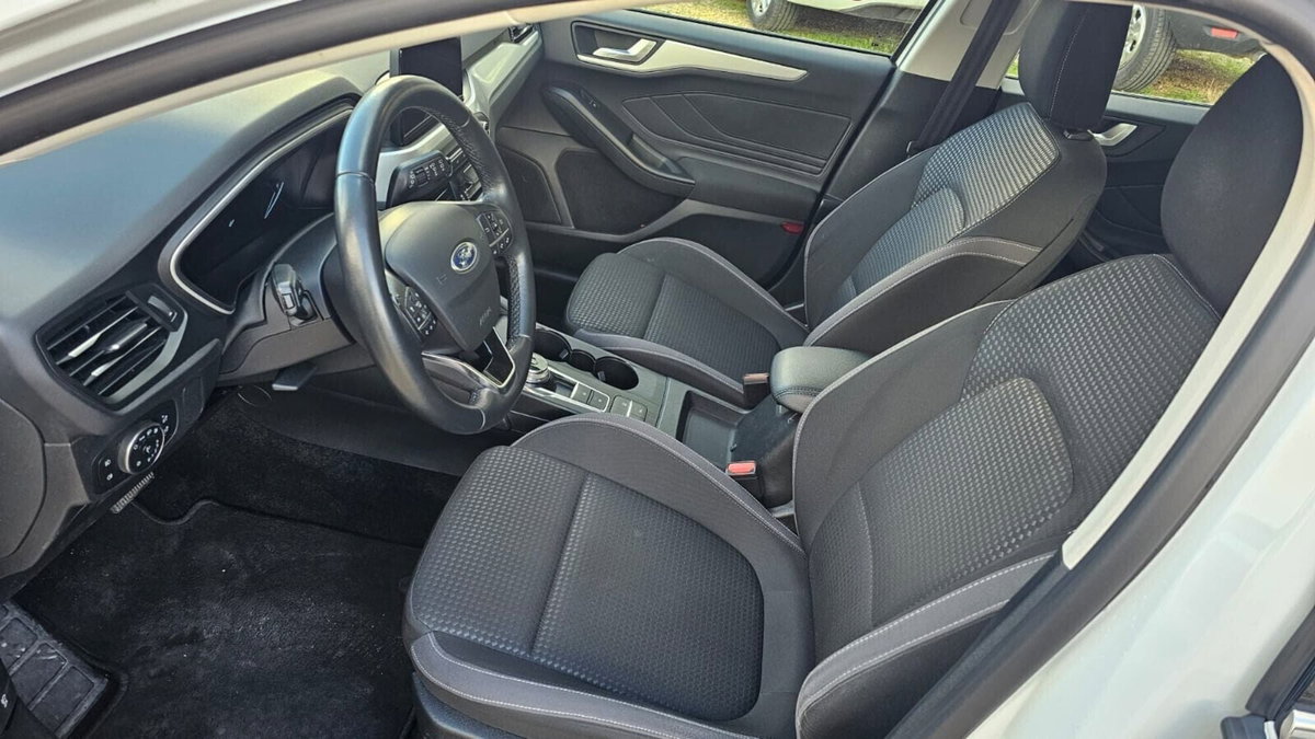 Ford Focus 1.5 EcoBlue 120 CV automatico 5p. Business Co-Pilot (8)