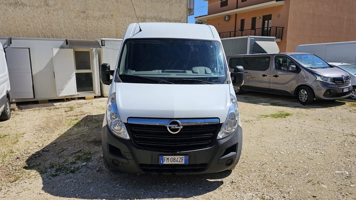 Opel Movano Furgone 35 2.3 CDTI 145CV S&S PC-TN FWD Furgone (3)