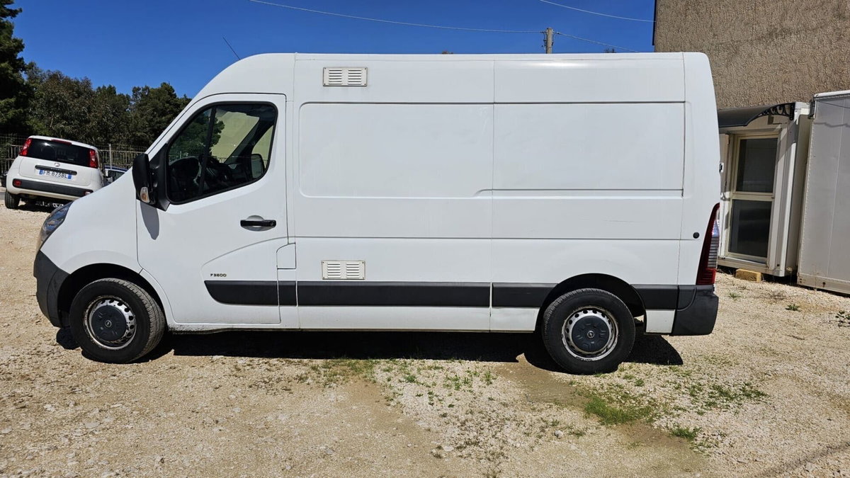 Opel Movano Furgone 35 2.3 CDTI 145CV S&S PC-TN FWD Furgone (4)