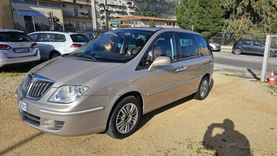 Lancia Phedra MJT Limited Edition (10)