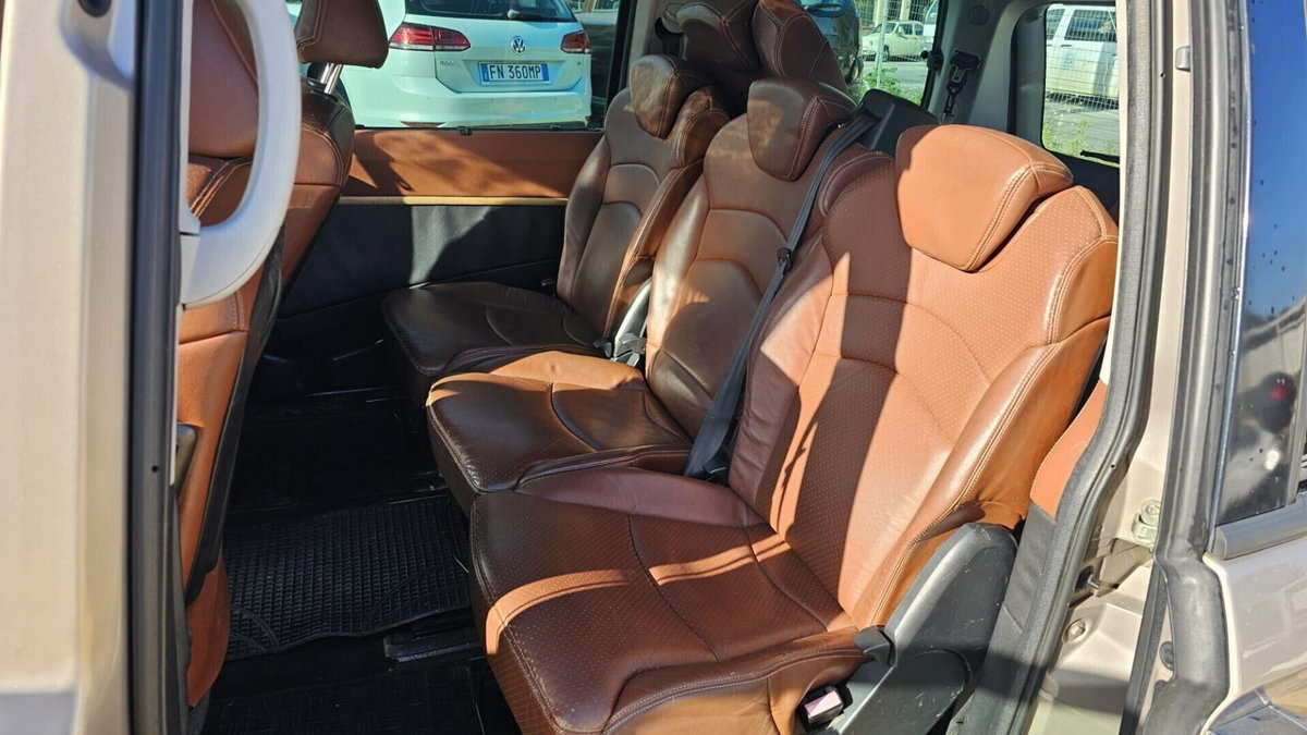 Lancia Phedra MJT Limited Edition (13)