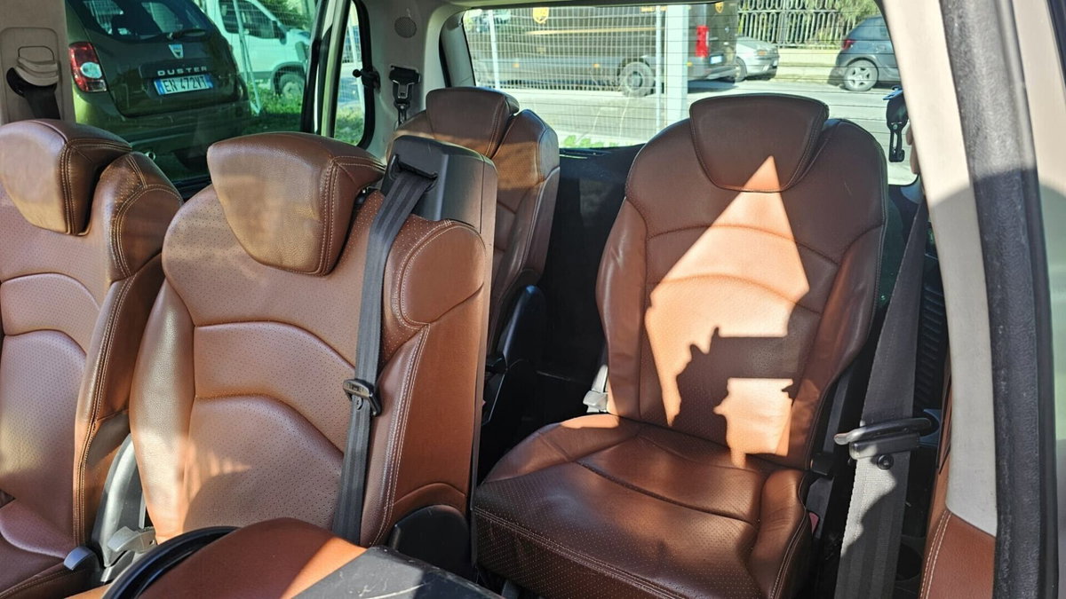 Lancia Phedra MJT Limited Edition (15)
