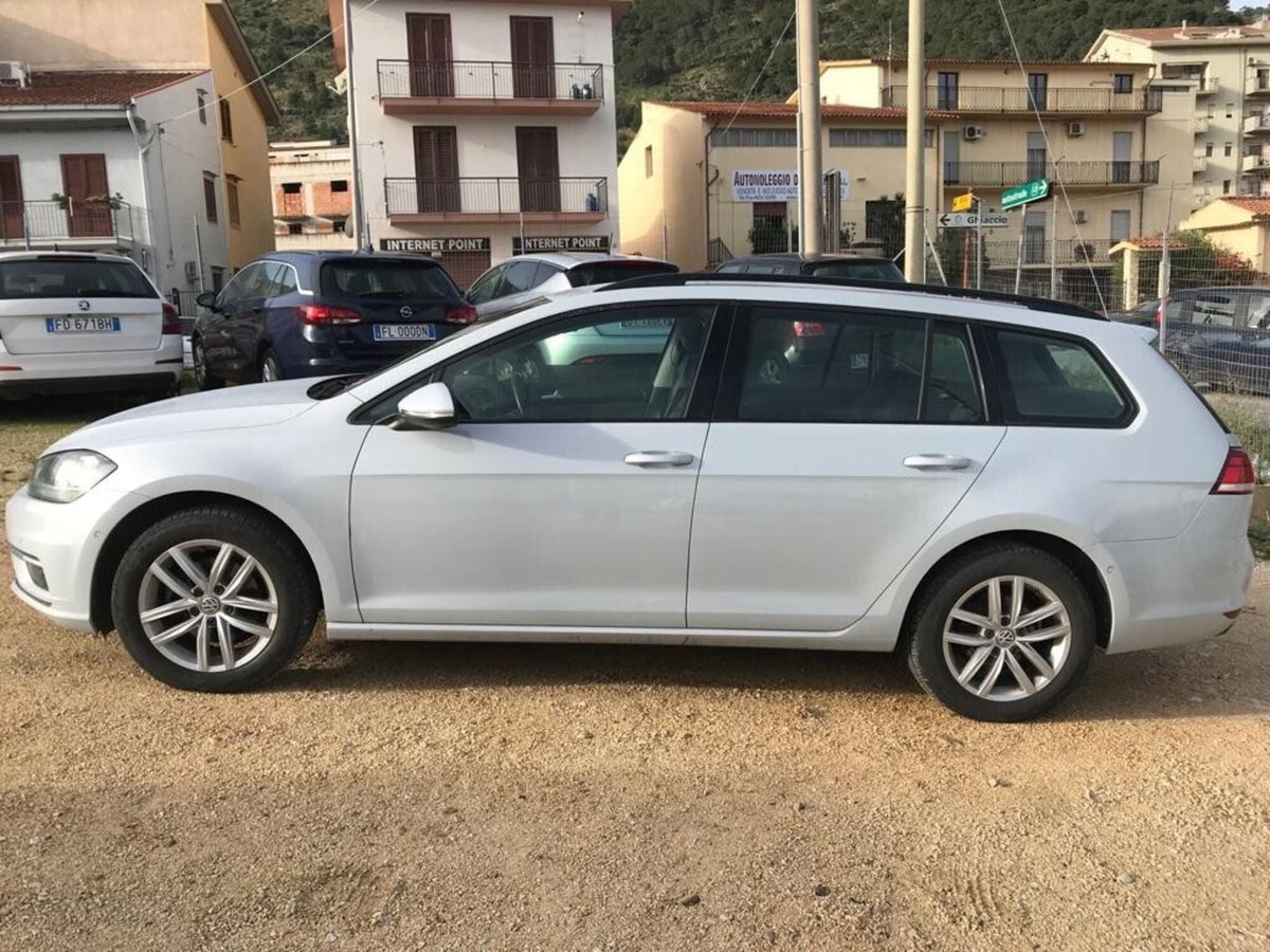 Volkswagen Golf Variant 1.6 TDI 115 CV Business BlueMotion Technology (3)