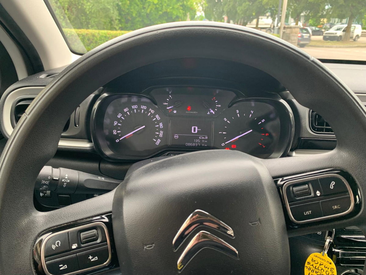 Citroen C3 BlueHDi 100 S&S Van Feel (6)