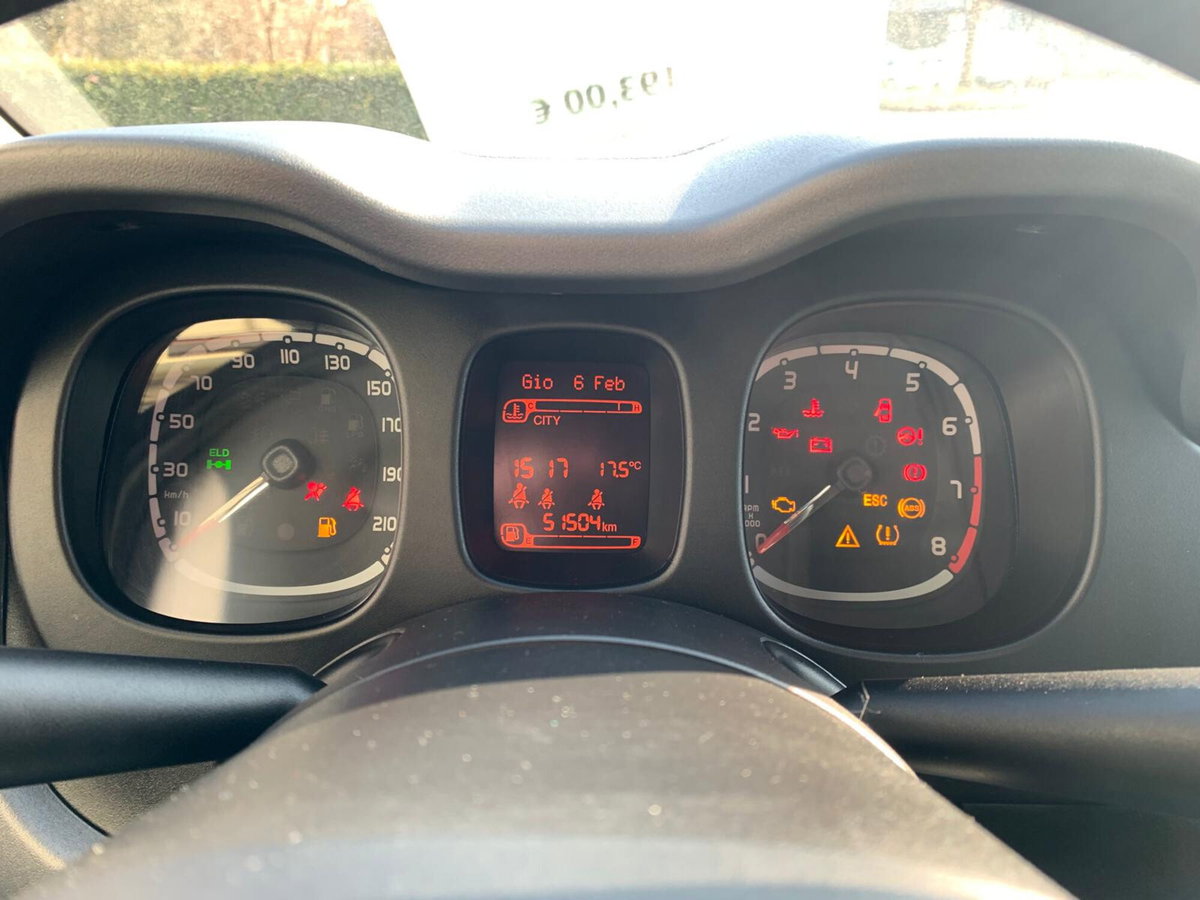 Citroen C3 BlueHDi 100 S&S Van Feel (7)