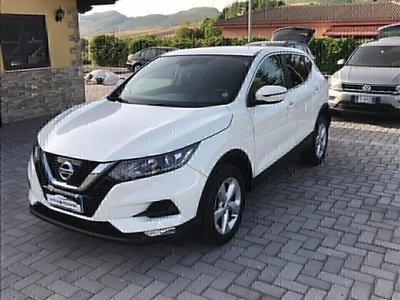 Nissan Qashqai 1.6 dCi 4WD Business (4)
