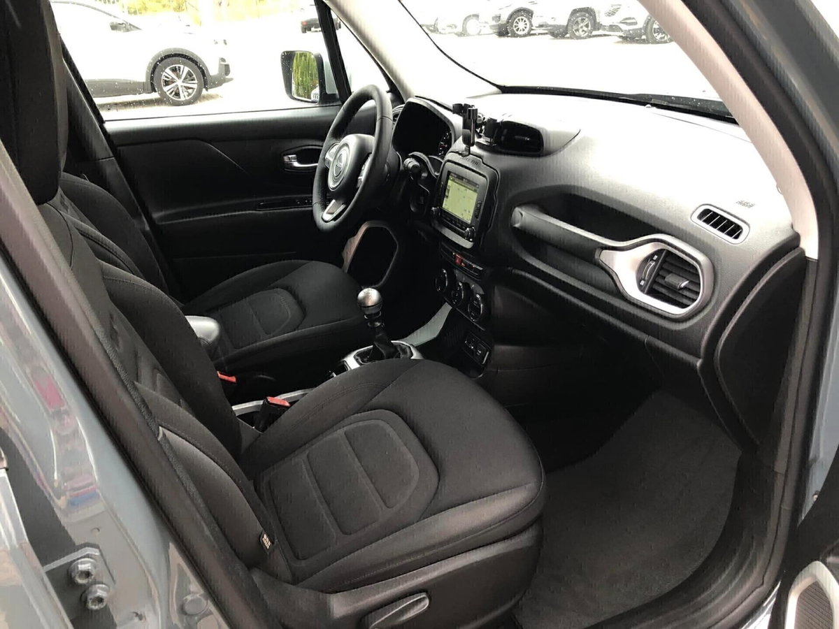 Jeep Renegade 1.6 Mjt 120 CV Limited (10)