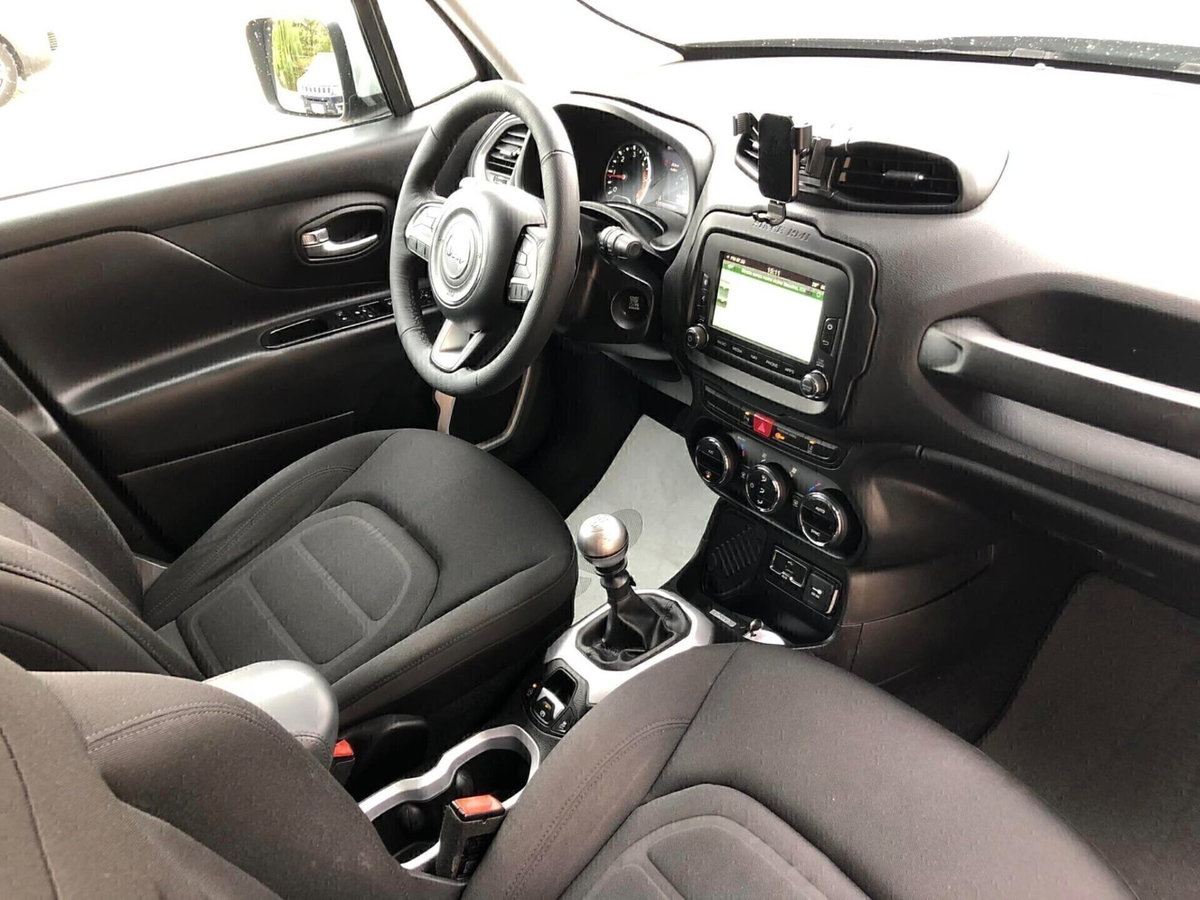 Jeep Renegade 1.6 Mjt 120 CV Limited (9)