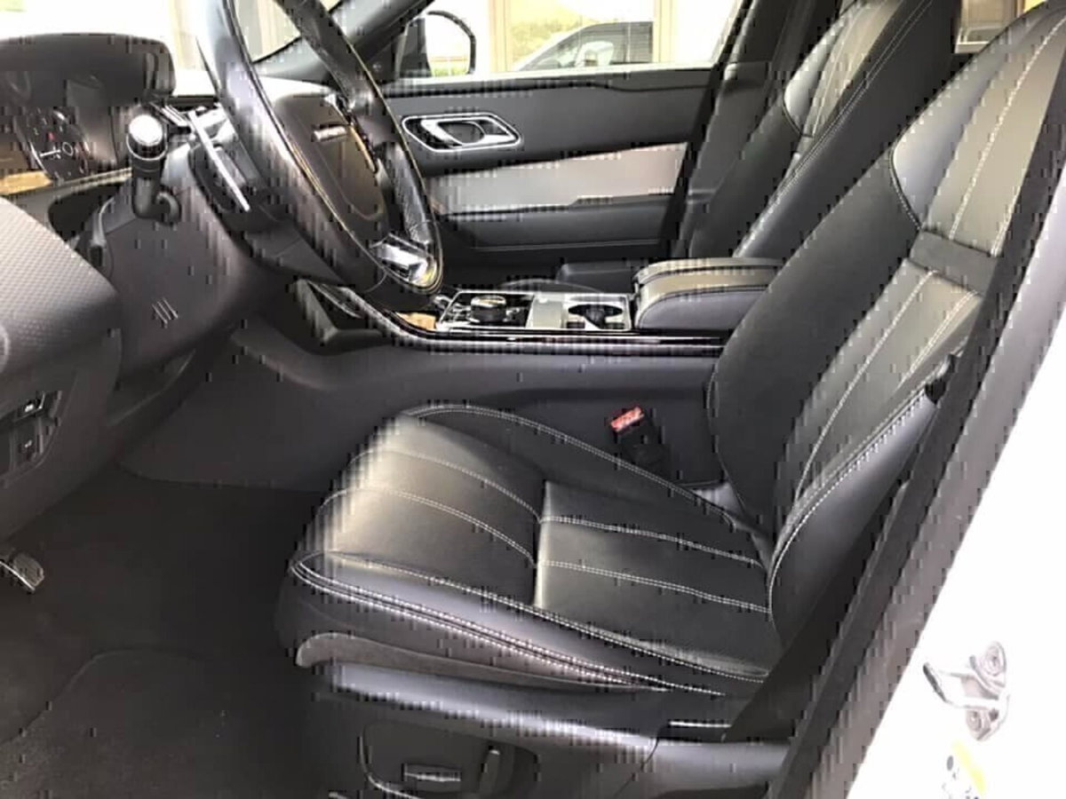 Land Rover Range Rover Velar 2.0D I4 180 CV (13)