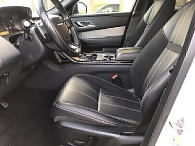 Land Rover Range Rover Velar 2.0D I4 180 CV (13)