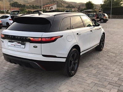 Land Rover Range Rover Velar 2.0D I4 180 CV (7)