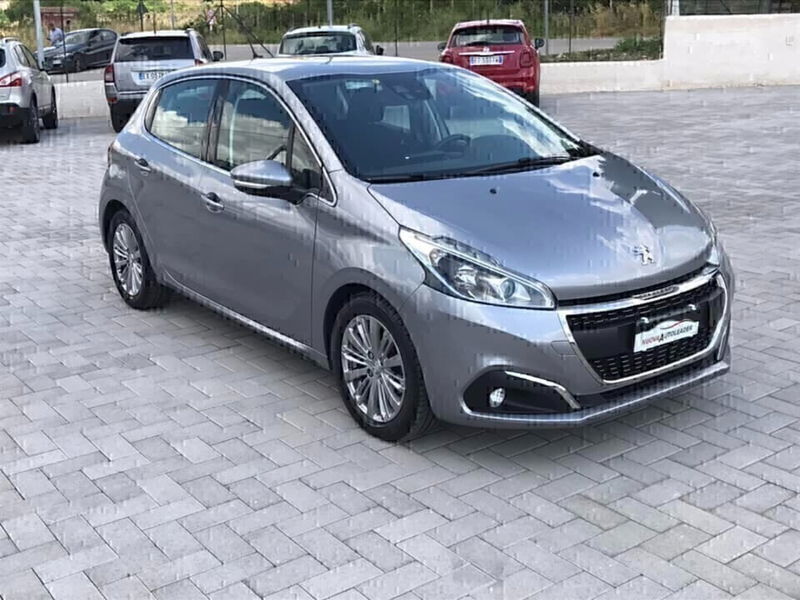 Peugeot 208 100 5 porte Allure