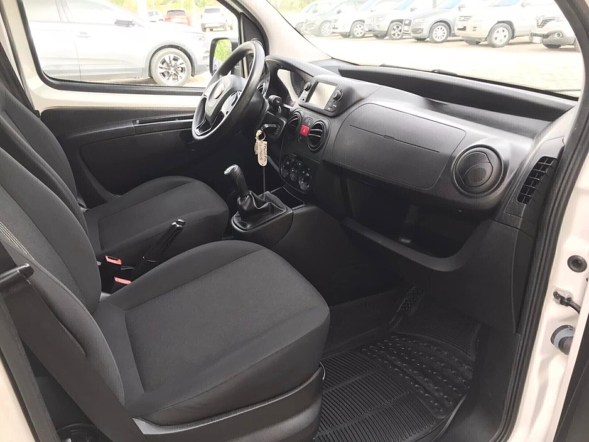 Fiat Qubo 1.3 MJT 80 CV Easy (12)