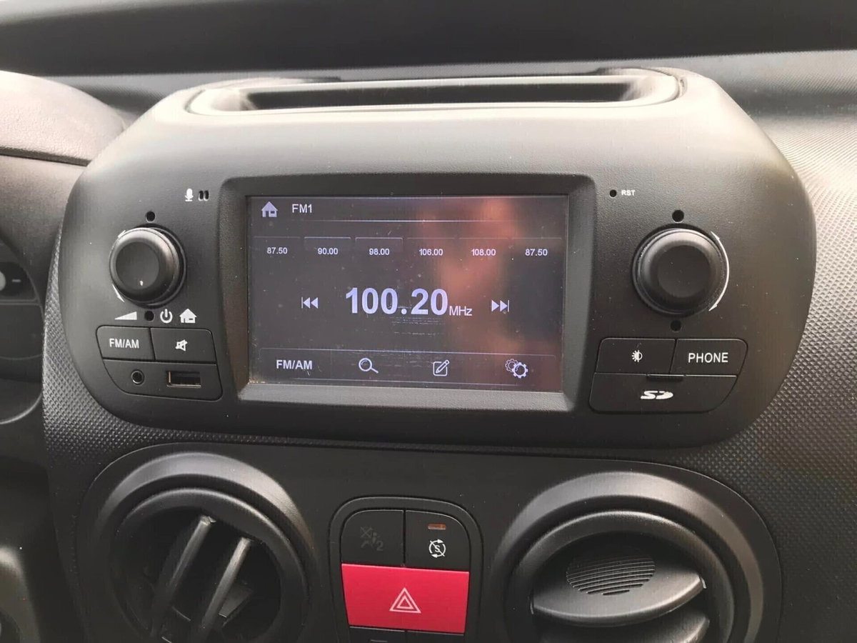 Fiat Qubo 1.3 MJT 80 CV Easy (13)