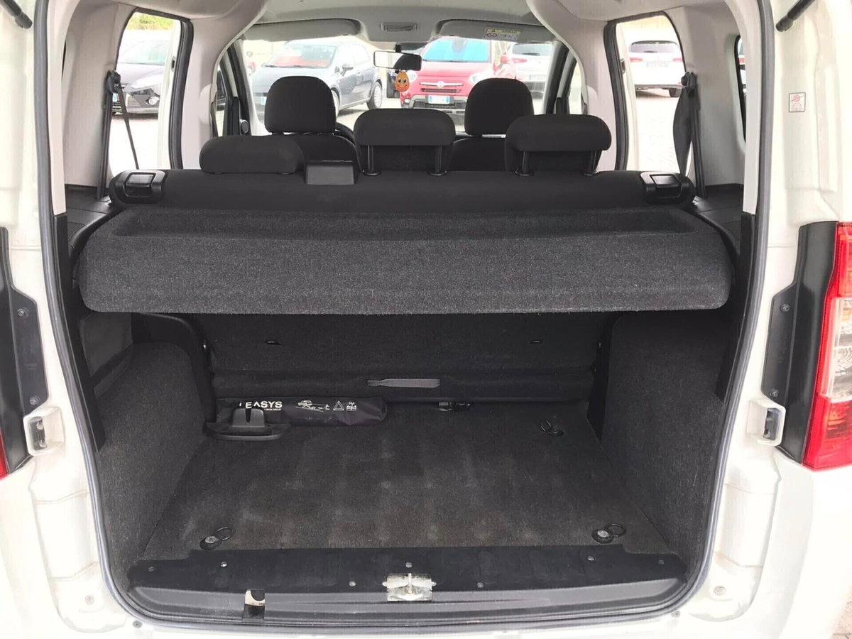 Fiat Qubo 1.3 MJT 80 CV Easy (15)