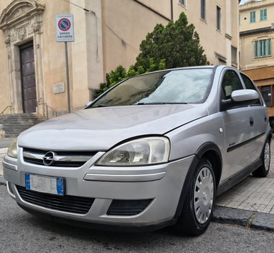 Opel Corsa 1.0i 12V cat 5 porte Club usata