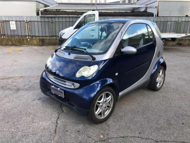 smart Fortwo 700 coupé passion (45 kW)