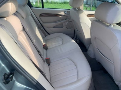 Jaguar X-Type 3.0 V6 24V cat Executive (11)