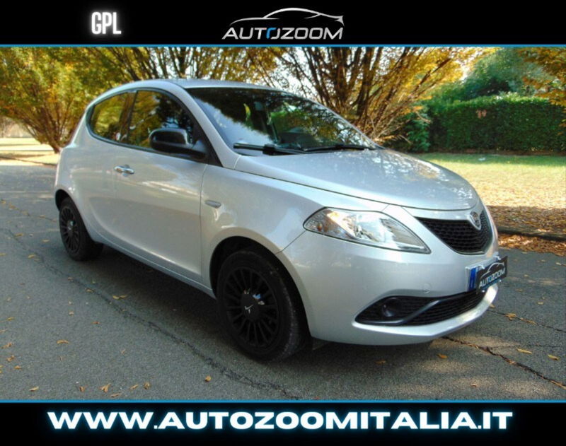 Lancia Ypsilon 1.2 69 CV 5 porte GPL Ecochic Gold