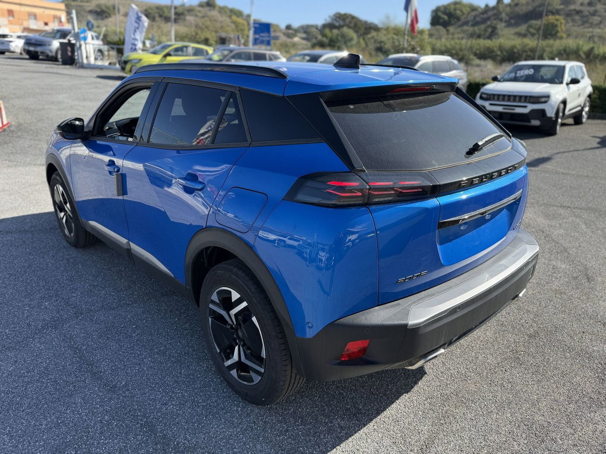 Peugeot 2008 1.2 hybrid Allure 145cv e-dcs6 (10)