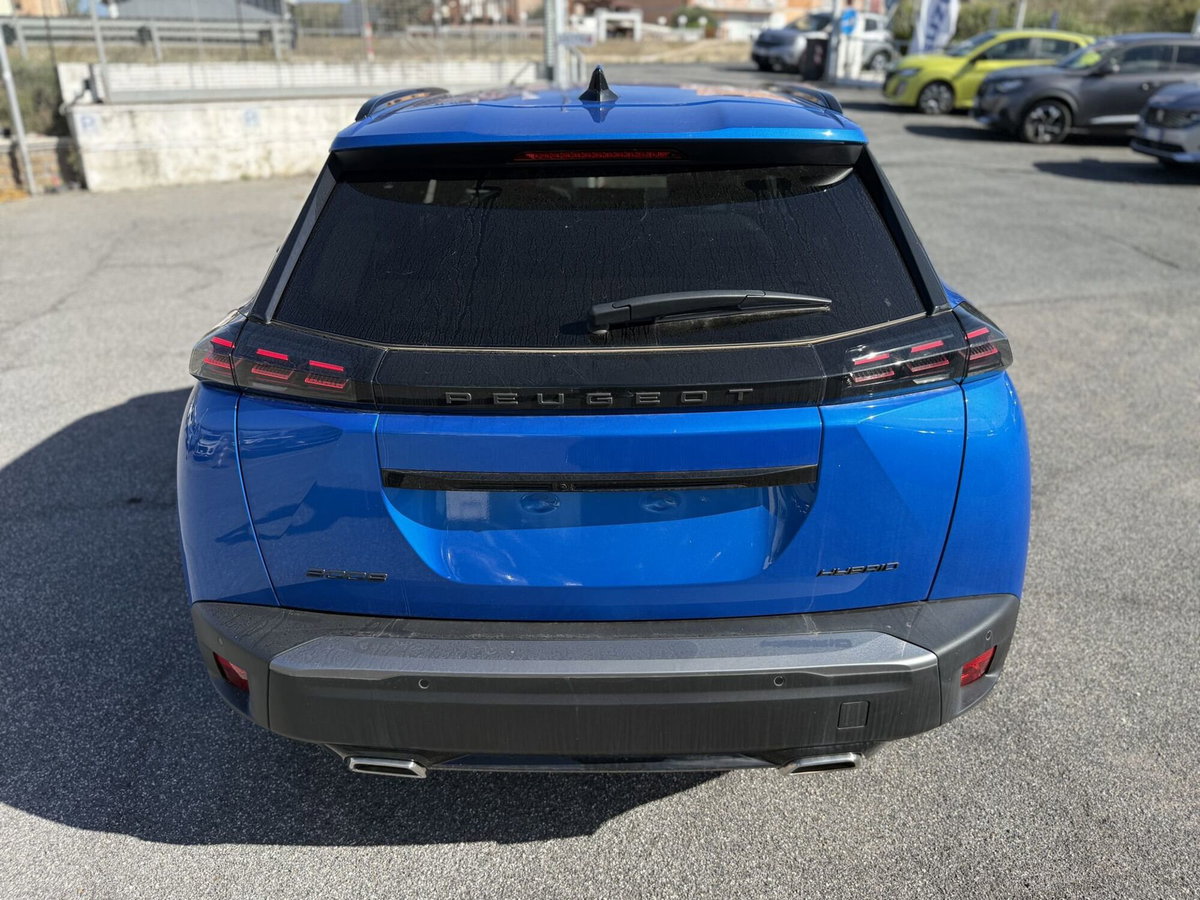 Peugeot 2008 1.2 hybrid Allure 145cv e-dcs6 (11)