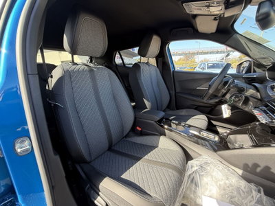 Peugeot 2008 1.2 hybrid Allure 145cv e-dcs6 (16)